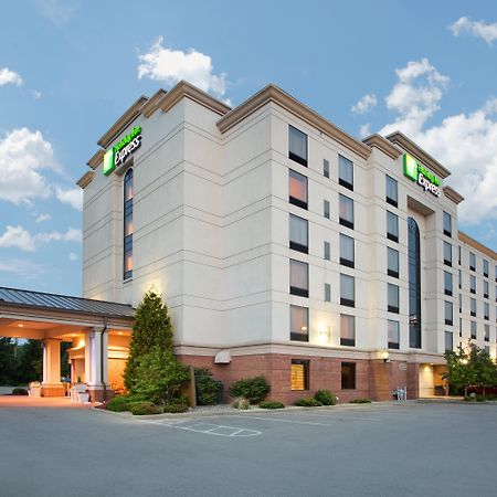 Holiday Inn Express & Suites Bloomington By Ihg Exteriér fotografie