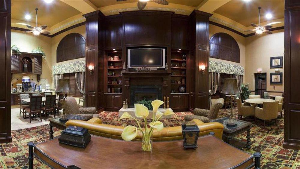 Holiday Inn Express & Suites Bloomington By Ihg Exteriér fotografie