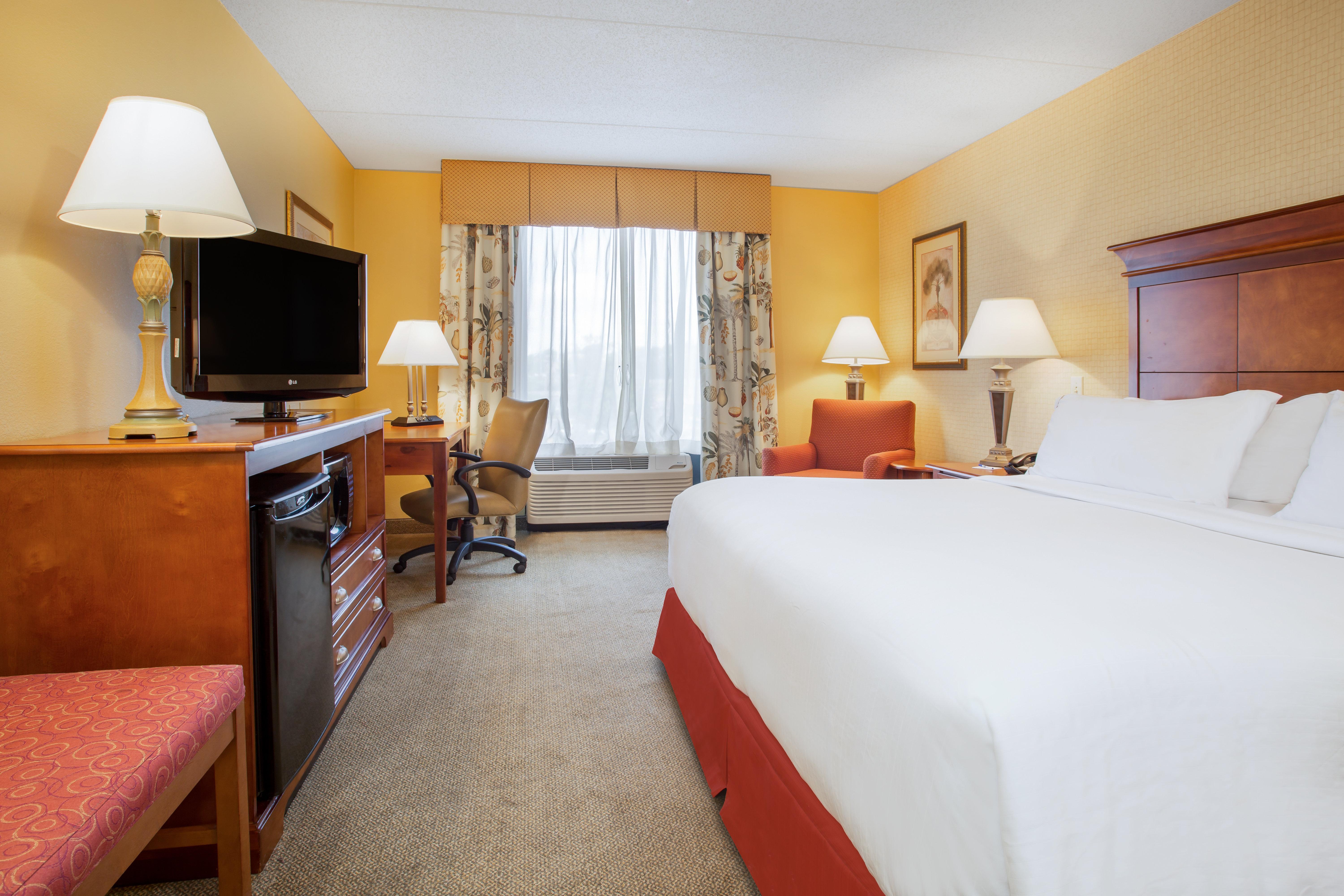 Holiday Inn Express & Suites Bloomington By Ihg Exteriér fotografie