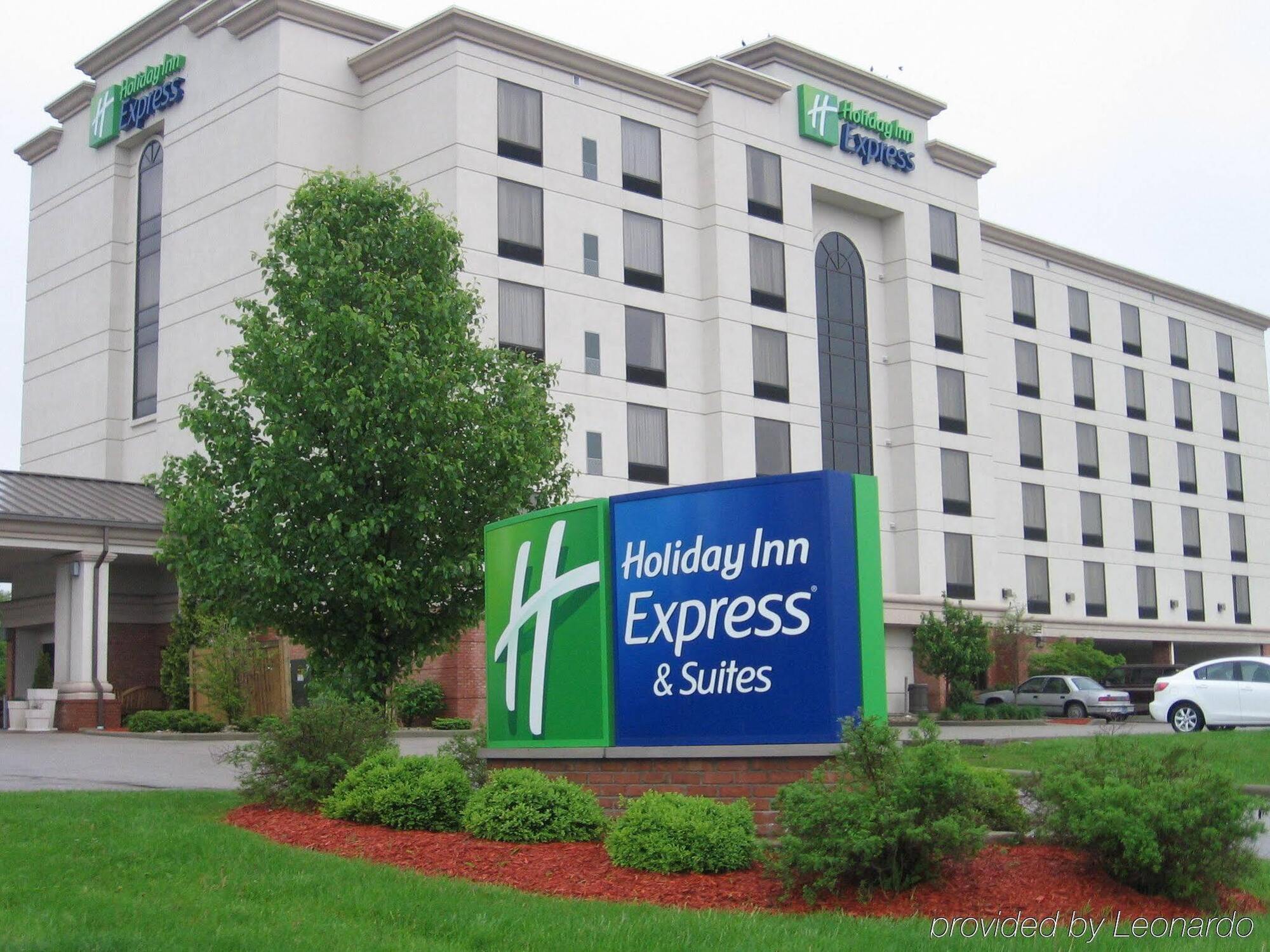 Holiday Inn Express & Suites Bloomington By Ihg Exteriér fotografie